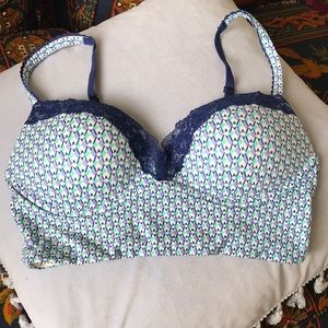 Super cute VS Push-up Wireless Bralette!